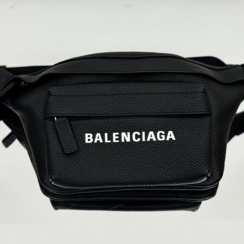 Ba*len*cia*ga waist & chest packs